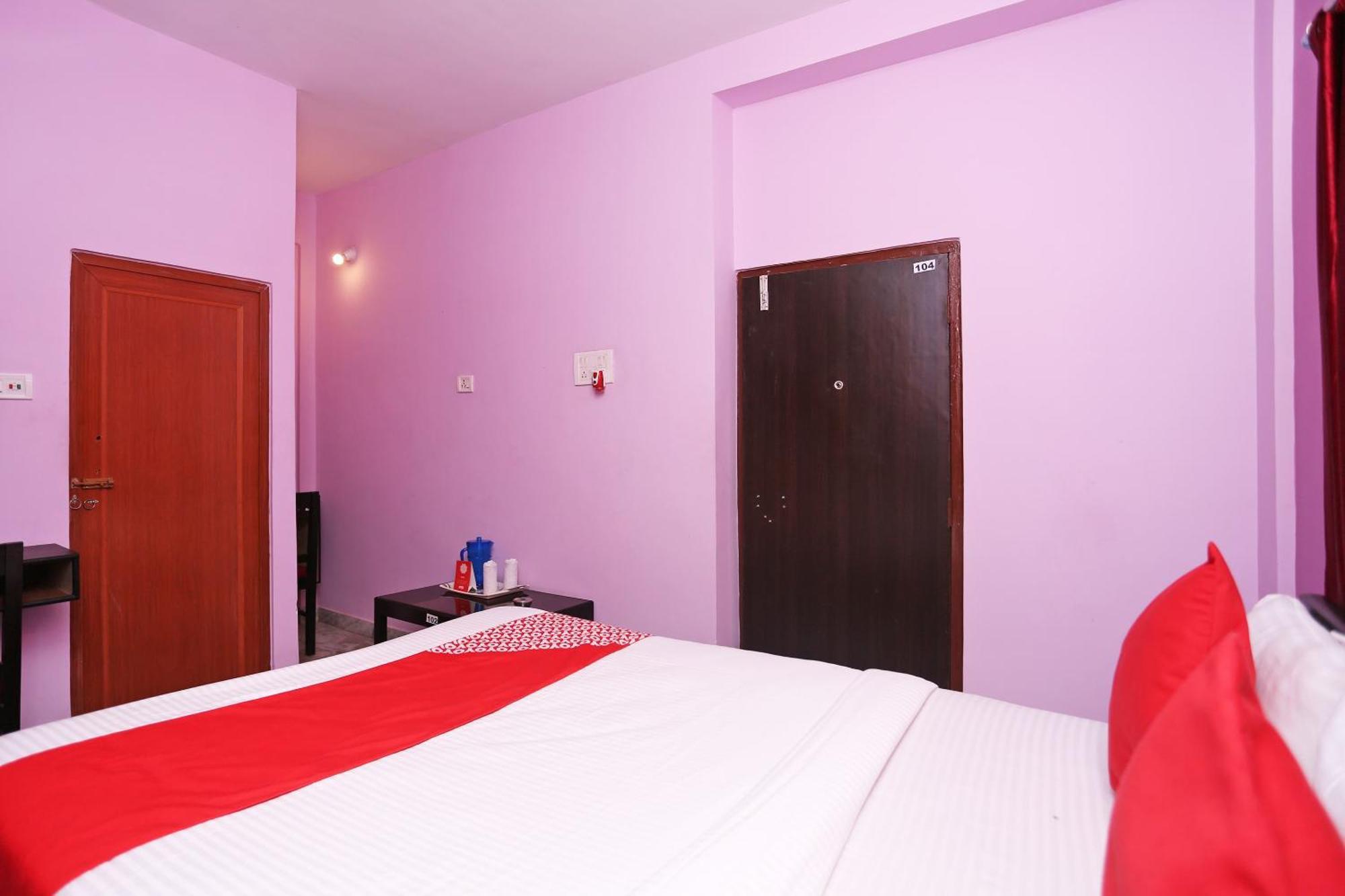 Hotel O Jams Guest House Калькутта Экстерьер фото